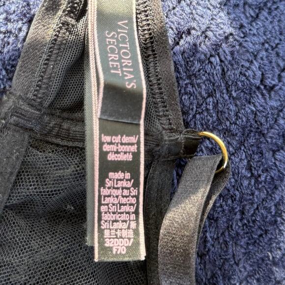 Victoria's Secret Luxe Low Cut Demi Bra Embroidered Lace Sheer Mesh 32DDD - Picture 4 of 4